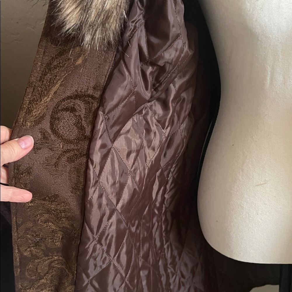 Giacca Chocolate Brown Coat with Faux Fur - Picture 4 of 6